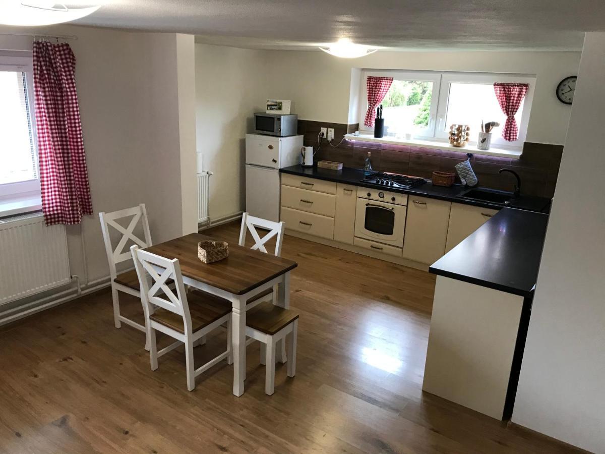Apartman Emka 2 Liptovský Mikuláš Екстериор снимка